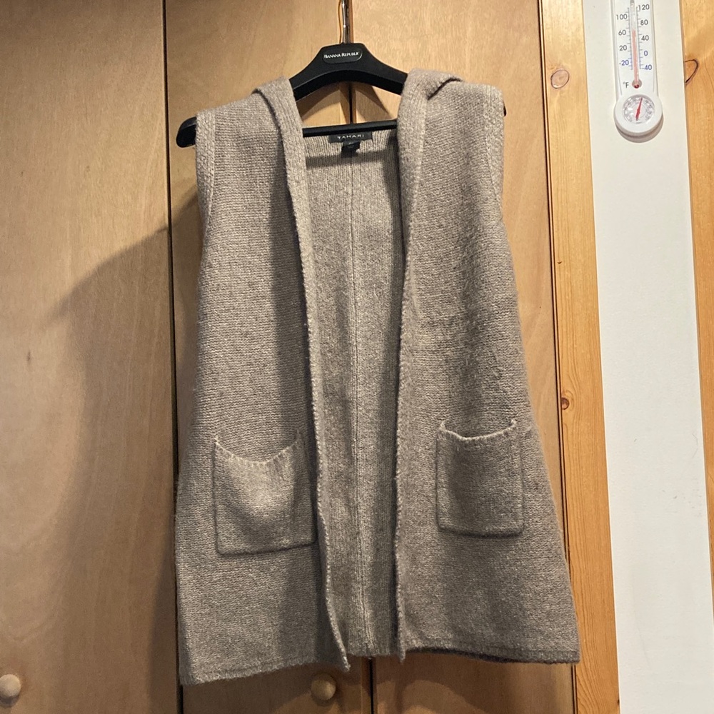 Tahari Taupe Knit Sweater
